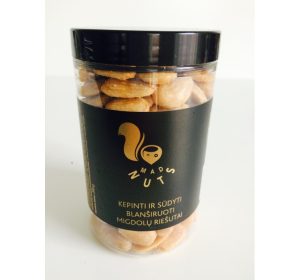 Kepinti ir sūdyti blanširuoti migdolų riešutai (indelyje), 260 g