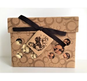 7| Dovana - migdolų ir anakardžių riešutų rinkinys, 460 g (197 x 147 x 60 mm)